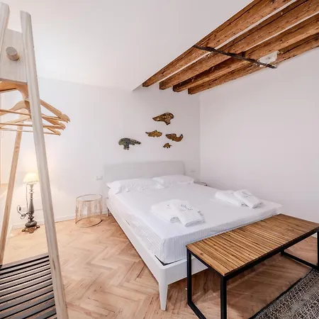 Dimora Canal Fenice Apartment *